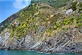Liguria - Le Cinque Terre. Il Sentiero Verdeazzurro. Da Vernazza verso Punta Mesco.